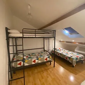 https://t2-centre-ville-tarbes.midi-pyreneeshotels.com