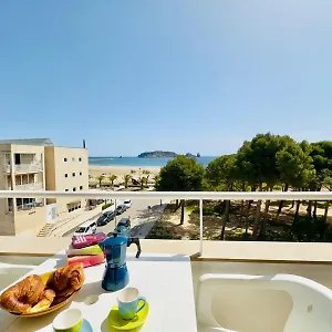https://mirasol-b-estudio-1a-linea-mar.catalonia-hotels.com